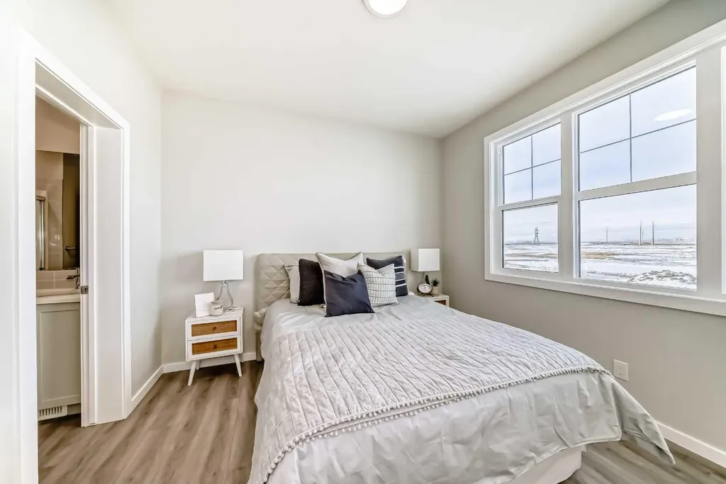 680 Lewisburg Place NE Calgary AB T3P 3A1