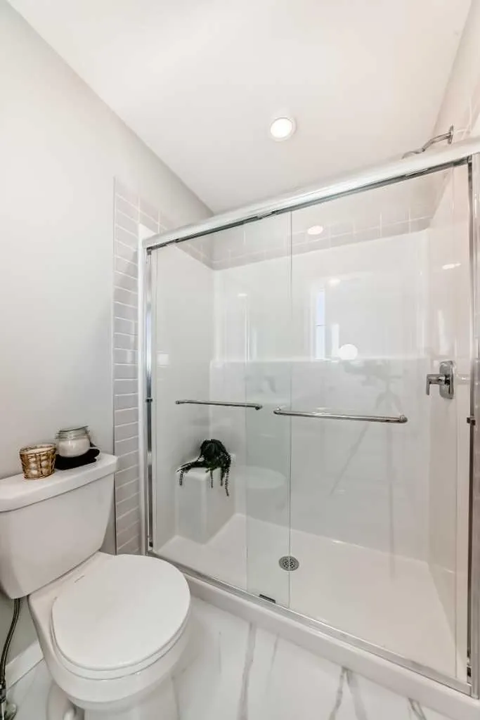 680 Lewisburg Place NE Calgary AB T3P 3A1