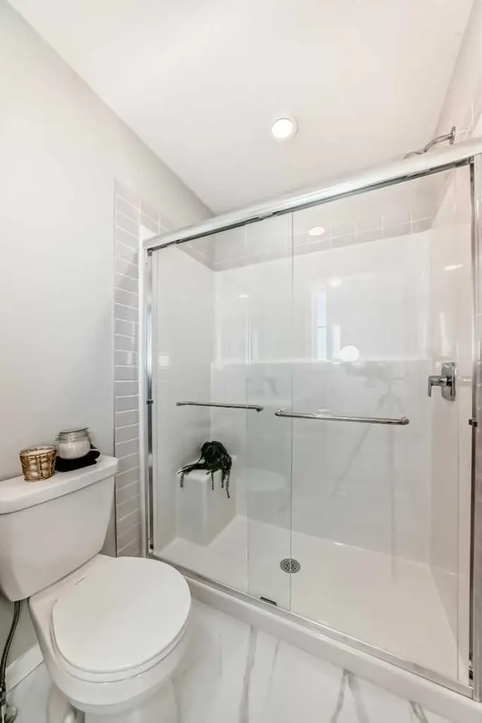680 Lewisburg Place NE Calgary AB T3P 3A1