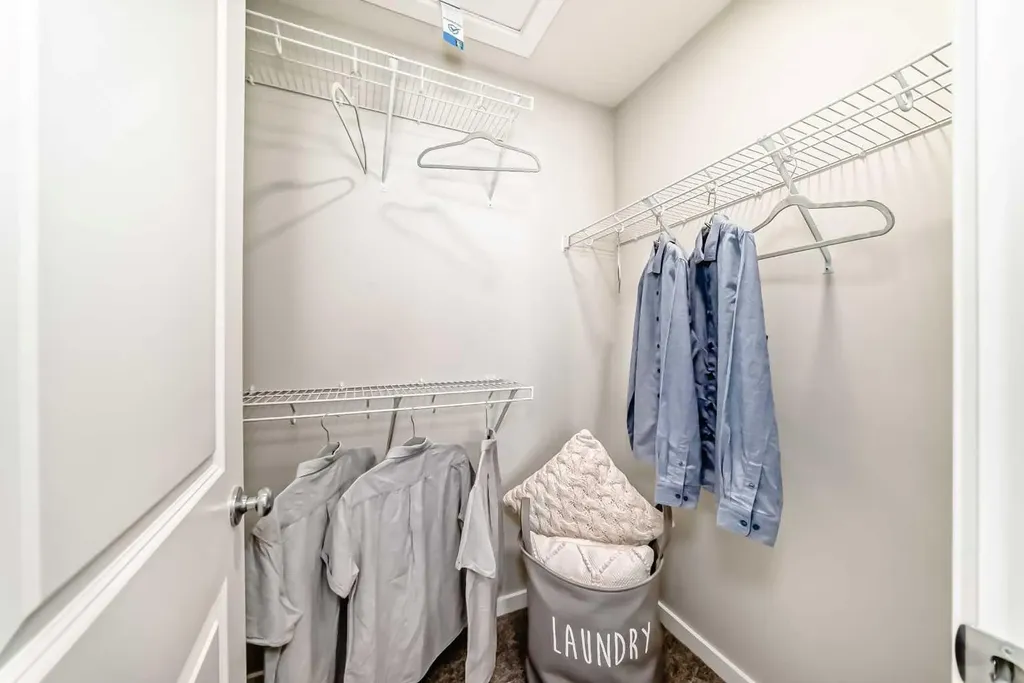 680 Lewisburg Place NE Calgary AB T3P 3A1