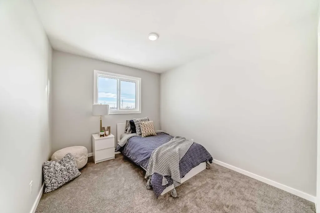 680 Lewisburg Place NE Calgary AB T3P 3A1