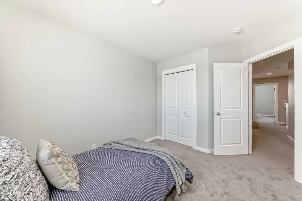 680 Lewisburg Place NE Calgary AB T3P 3A1