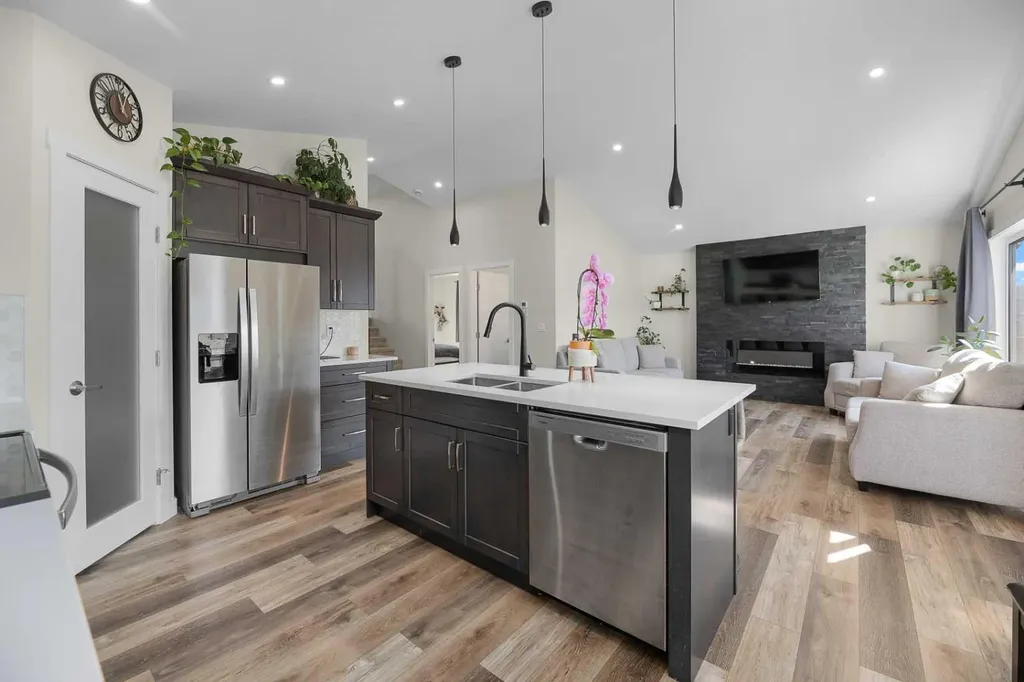 4761 Aspen Lakes Boulevard Blackfalds AB T4M 0M9