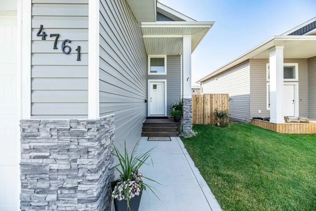 4761 Aspen Lakes Boulevard Blackfalds AB T4M 0M9