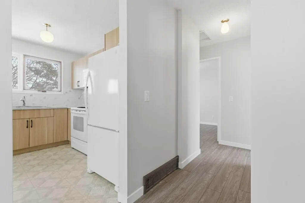 32 Fonda Mews SE Calgary AB T2A5S5