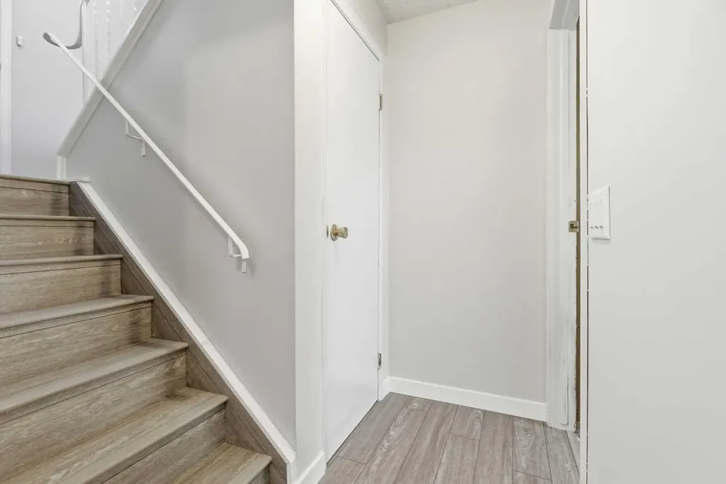 32 Fonda Mews SE Calgary AB T2A5S5