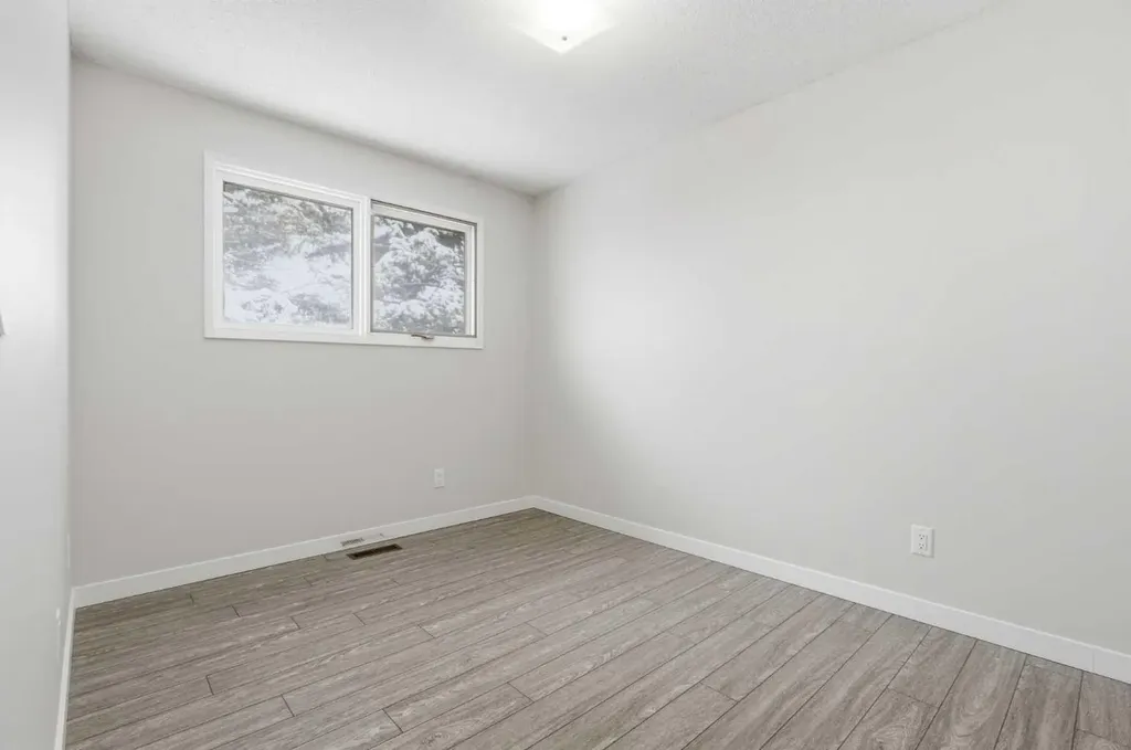 32 Fonda Mews SE Calgary AB T2A5S5