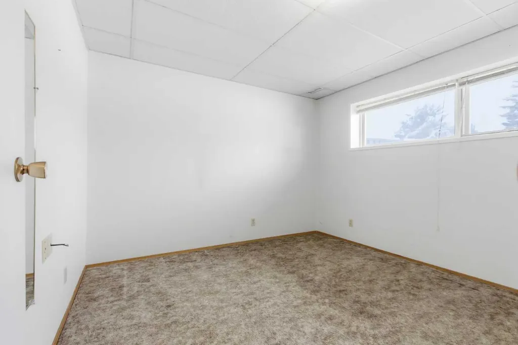 32 Fonda Mews SE Calgary AB T2A5S5