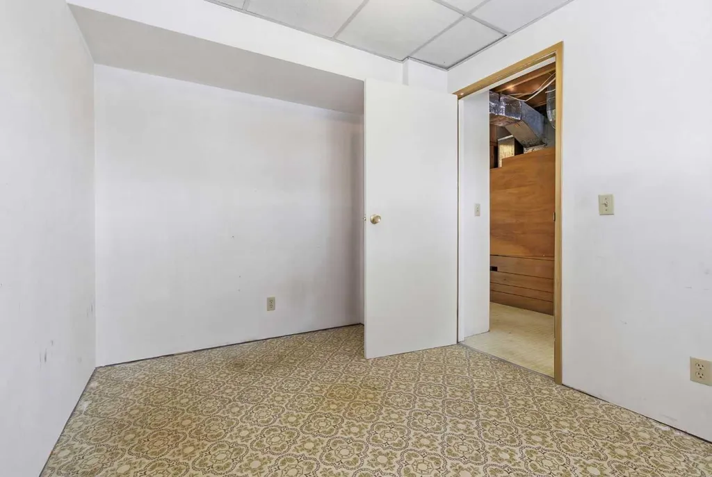 32 Fonda Mews SE Calgary AB T2A5S5