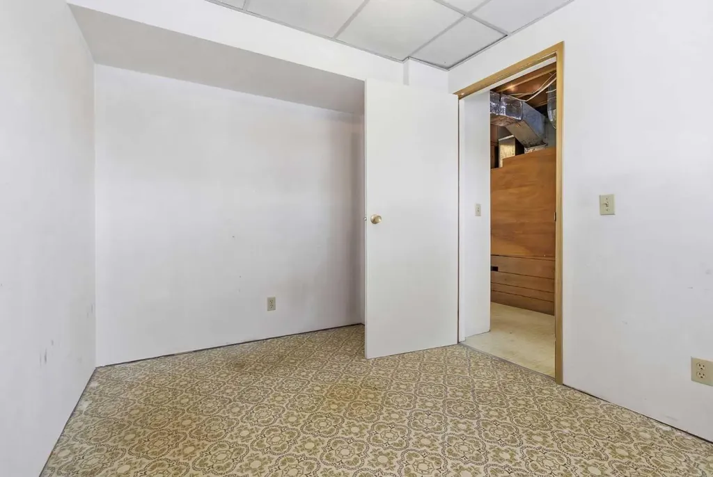 32 Fonda Mews SE Calgary AB T2A5S5