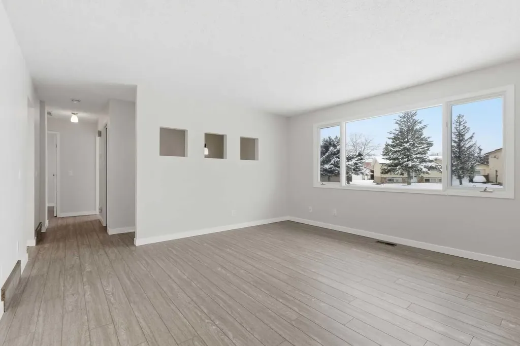 32 Fonda Mews SE Calgary AB T2A5S5