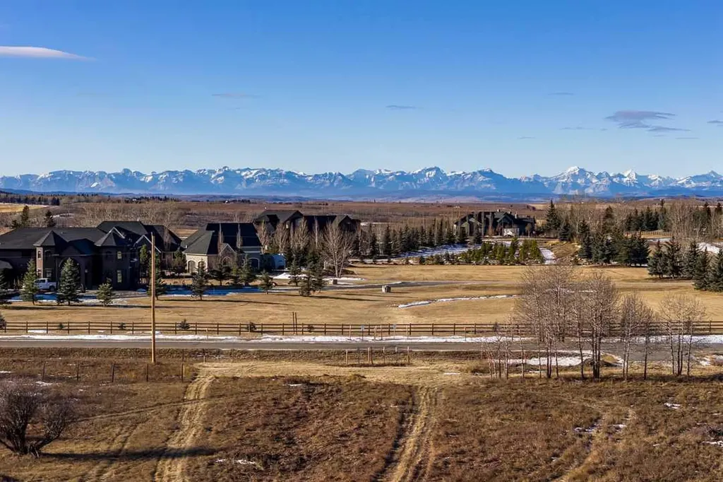 262076 Range Road 33 Rural Rocky View County AB T4C 0G6