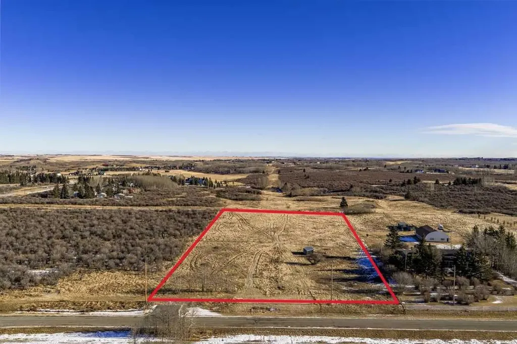 262076 Range Road 33 Rural Rocky View County AB T4C 0G6