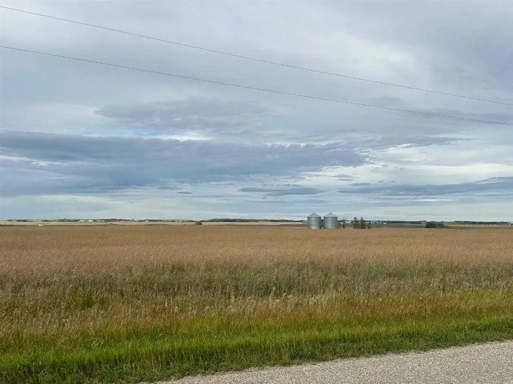 SW 14 31 27 W4 Rural Mountain View County AB T0M 1X0