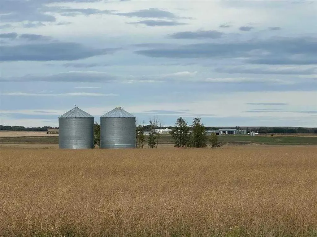 SW 14 31 27 W4 Rural Mountain View County AB T0M 1X0