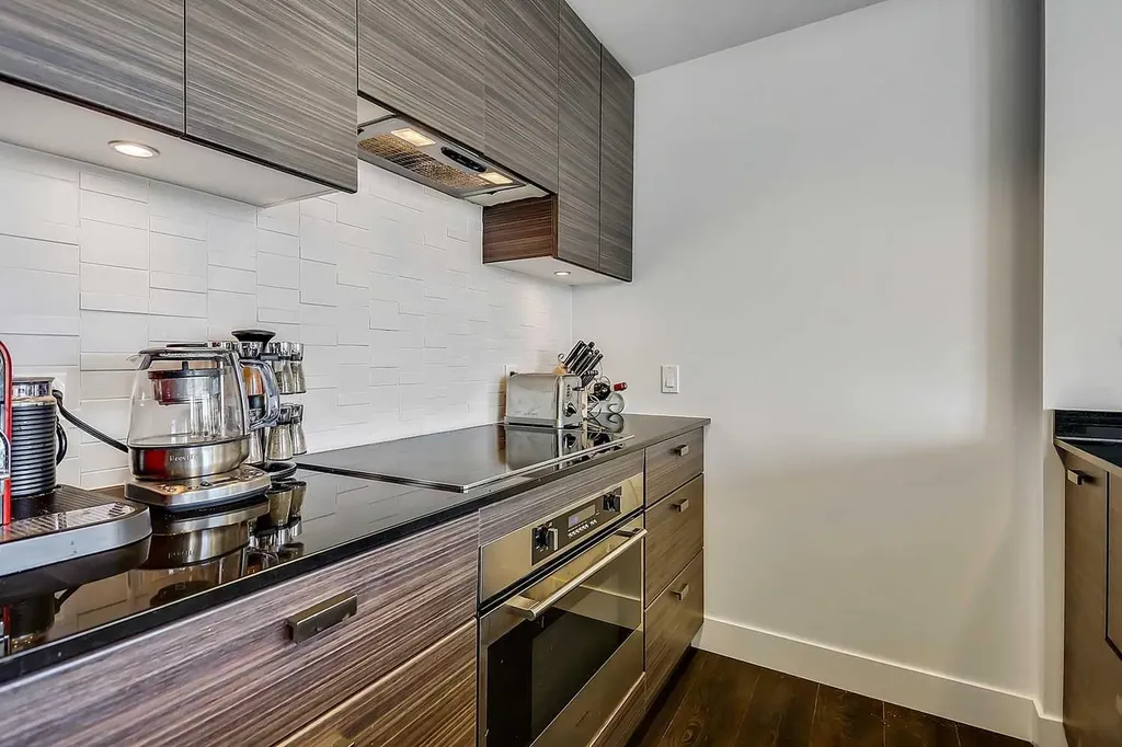 1500 7 Street SW Calgary AB T2R 1A7