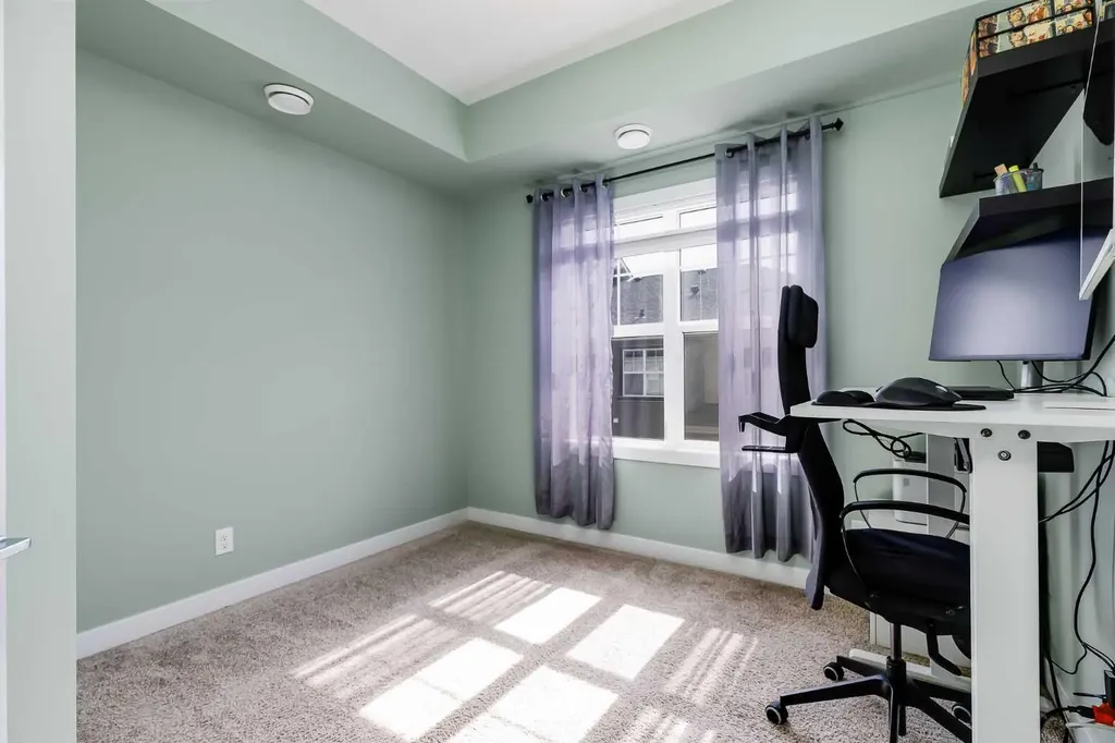 132 Evanscrest Gardens NW Calgary AB T3P 0S1