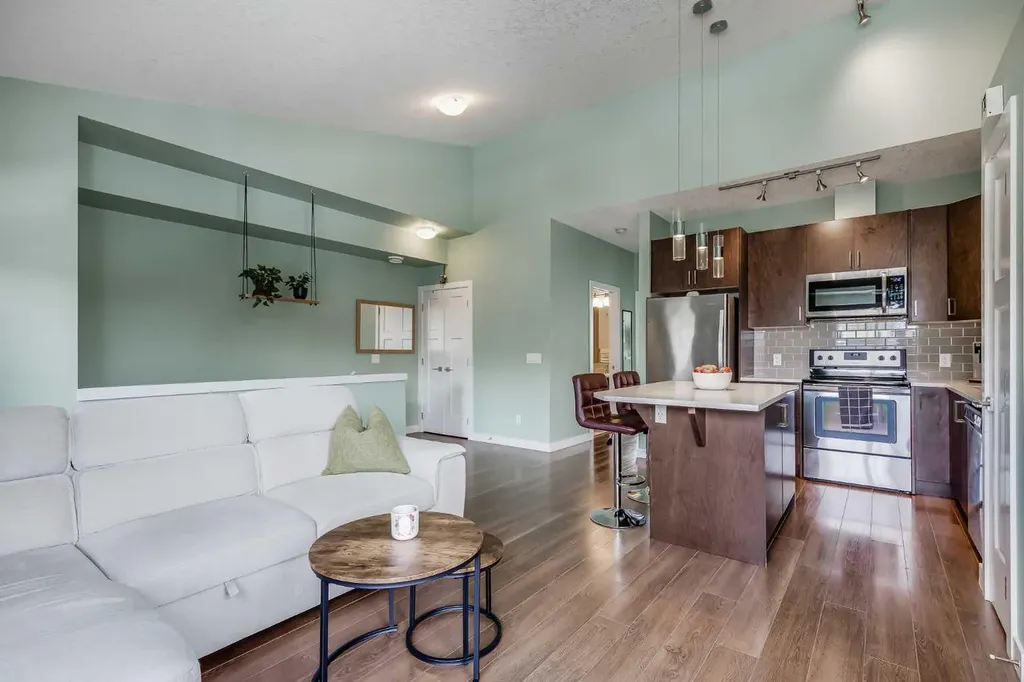 132 Evanscrest Gardens NW Calgary AB T3P 0S1