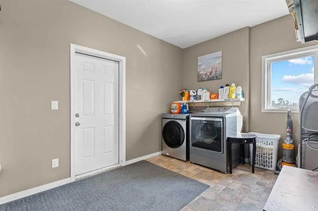27138 Highway 27 Rural Mountain View County AB T4H 4A8