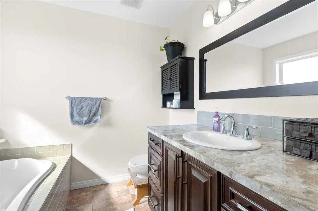 27138 Highway 27 Rural Mountain View County AB T4H 4A8