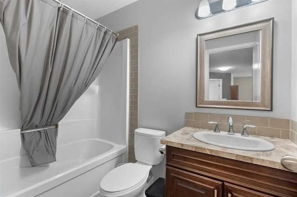 27138 Highway 27 Rural Mountain View County AB T4H 4A8