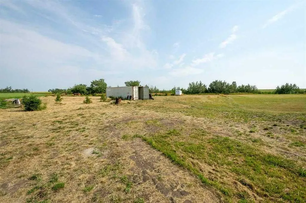27138 Highway 27 Rural Mountain View County AB T4H 4A8