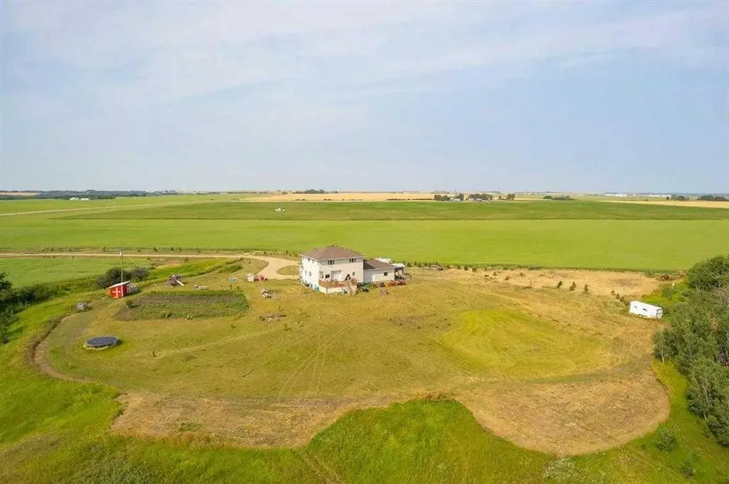 27138 Highway 27 Rural Mountain View County AB T4H 4A8