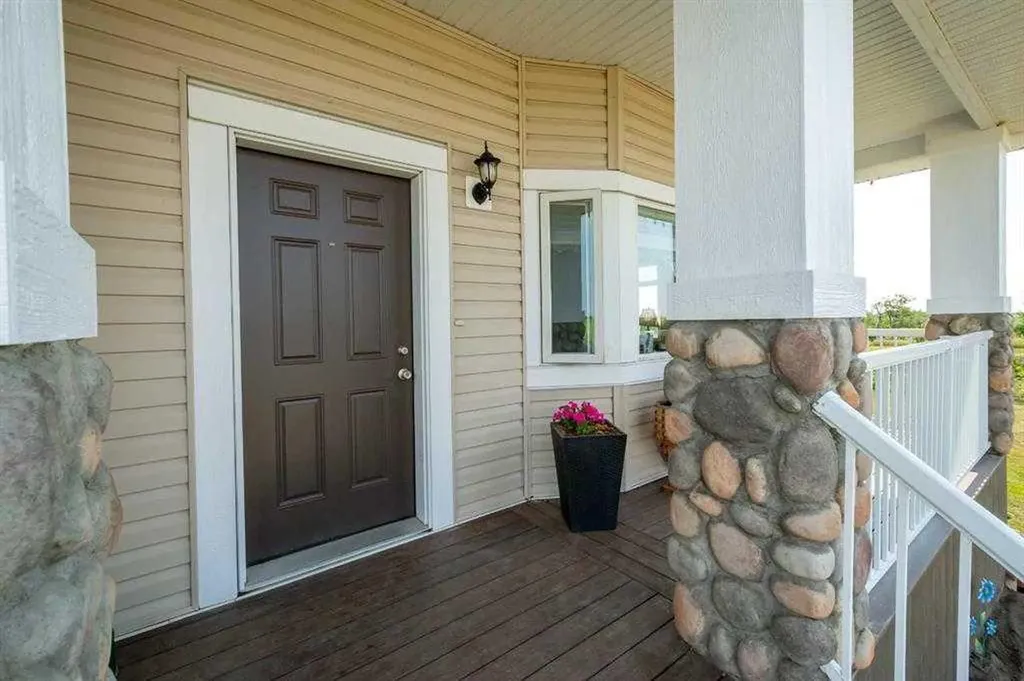 27138 Highway 27 Rural Mountain View County AB T4H 4A8