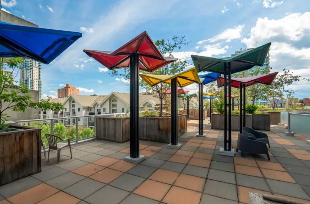 135 13 Avenue SW Calgary AB T2R 0W8
