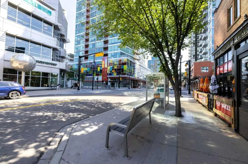 135 13 Avenue SW Calgary AB T2R 0W8