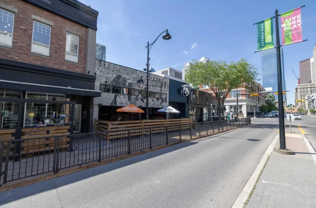 135 13 Avenue SW Calgary AB T2R 0W8