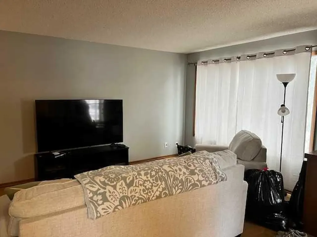 1105 And 1107 11 Street S Lethbridge AB T1K1P7