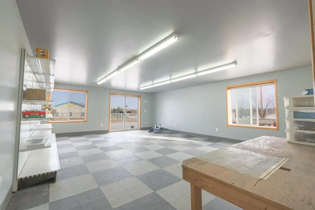 5222 44 Street Rocky Mountain House AB T4T 1V4