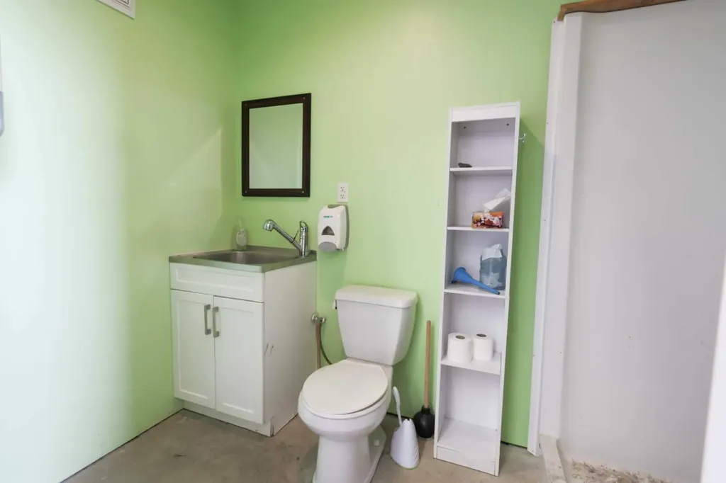 5222 44 Street Rocky Mountain House AB T4T 1V4