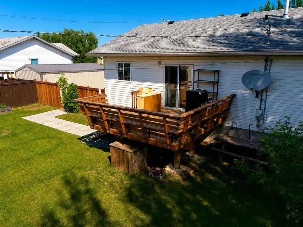 10209 105 Avenue La Crete AB T0H2H0