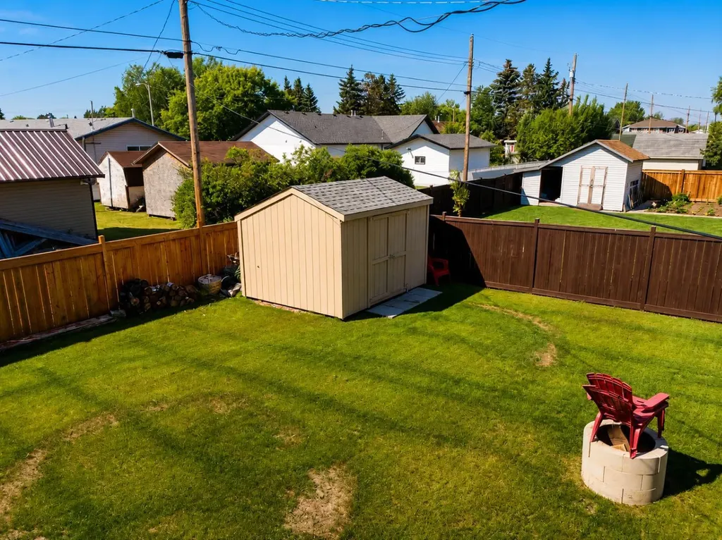 10209 105 Avenue La Crete AB T0H2H0