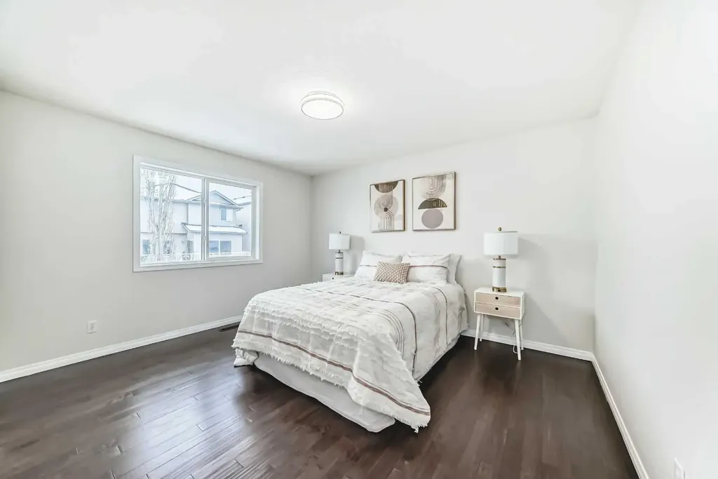 21 Panamount Row NW Calgary AB T3K 0C6