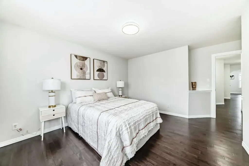 21 Panamount Row NW Calgary AB T3K 0C6