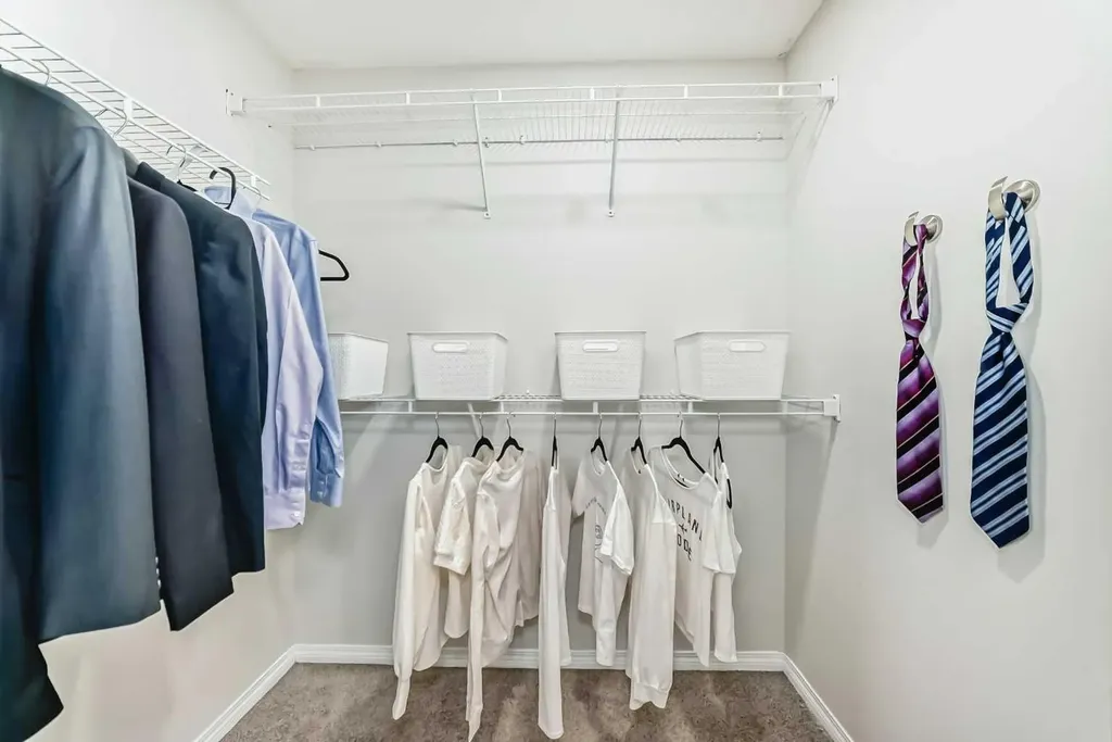 21 Panamount Row NW Calgary AB T3K 0C6