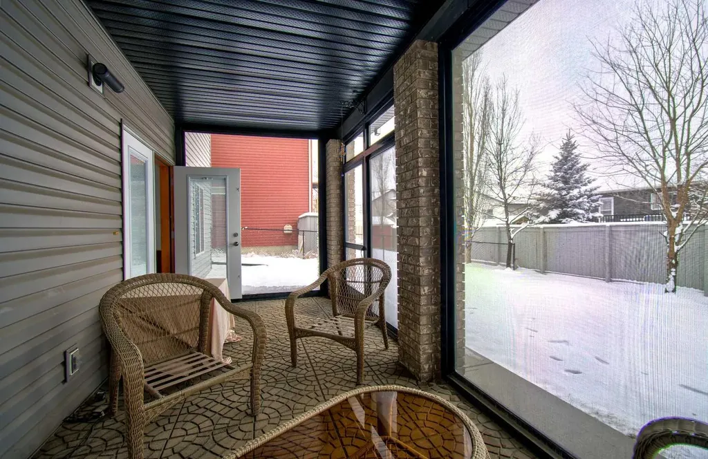 49 Thornfield Close SE Airdrie AB T4A 2K7