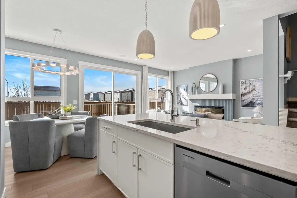 207 Huxland Path NE Calgary AB T2A 5Z9