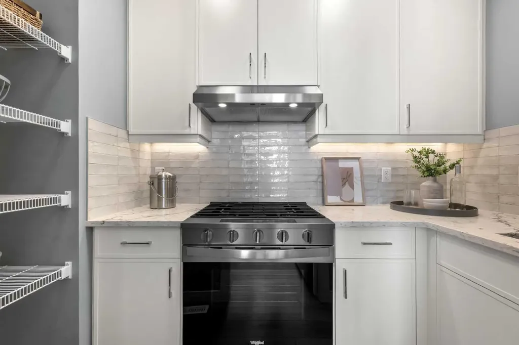 207 Huxland Path NE Calgary AB T2A 5Z9