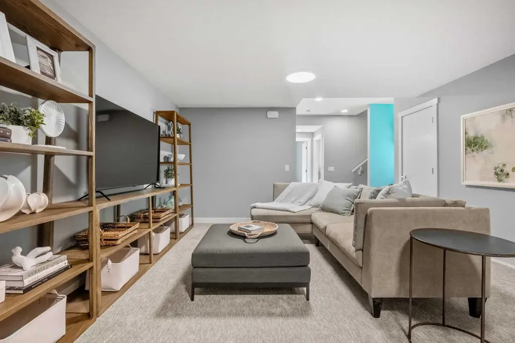 207 Huxland Path NE Calgary AB T2A 5Z9