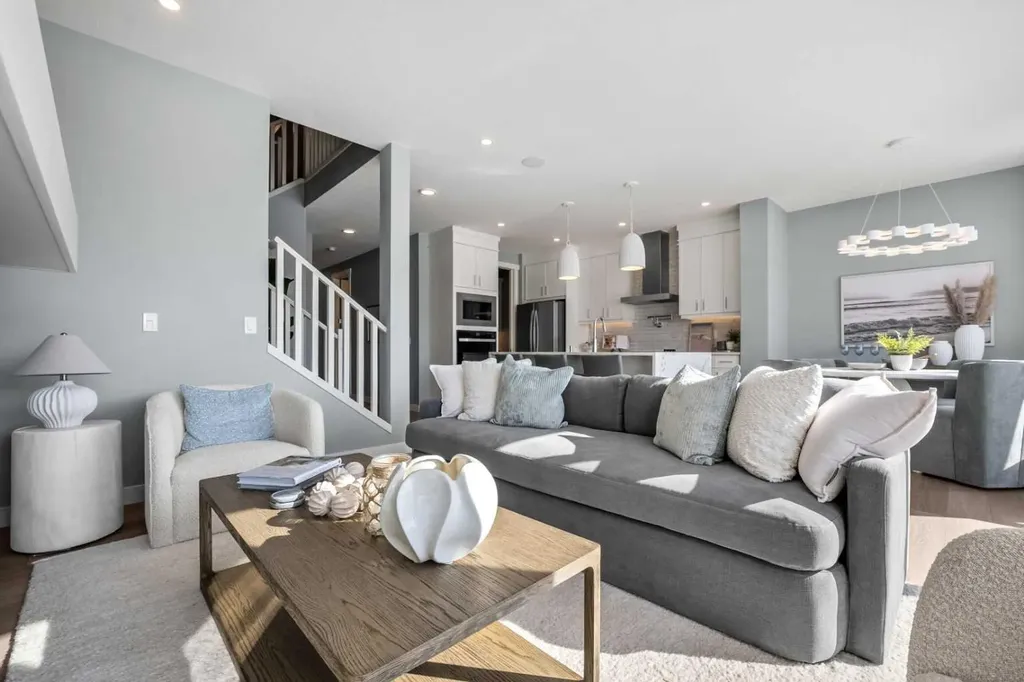 207 Huxland Path NE Calgary AB T2A 5Z9