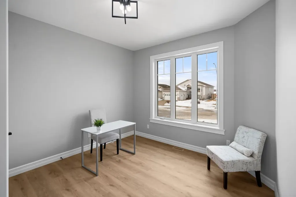 5737 55 Avenue Camrose AB T4V5B9