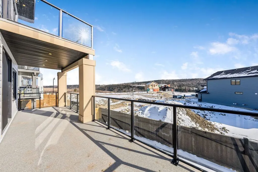 68 Sunvalley Way Cochrane AB T4C 0X8