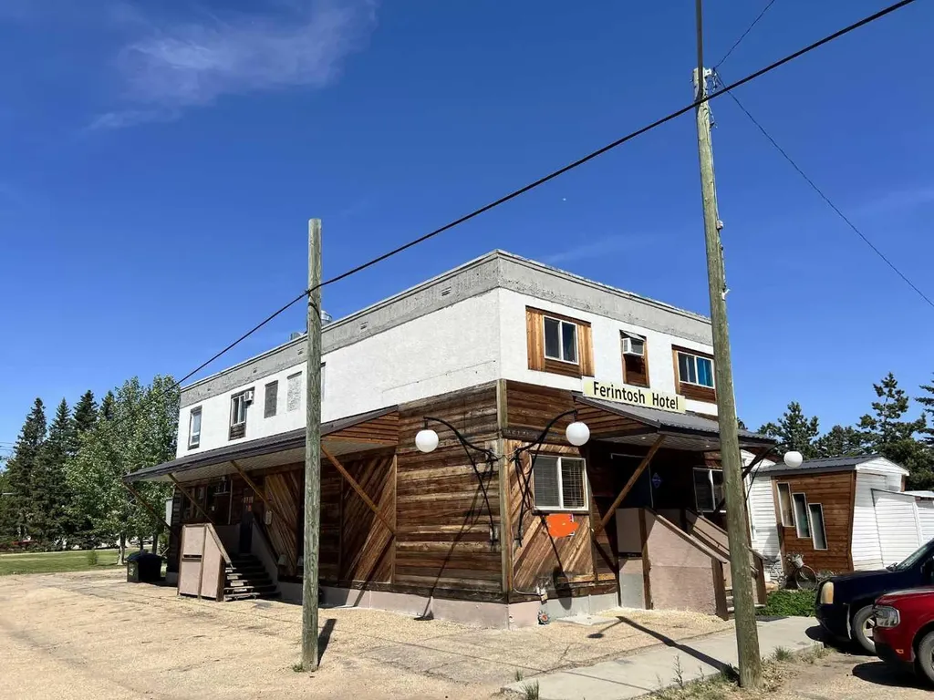 230 Main Street Ferintosh AB T0B 1M0