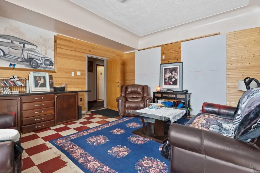 230 Main Street Ferintosh AB T0B 1M0