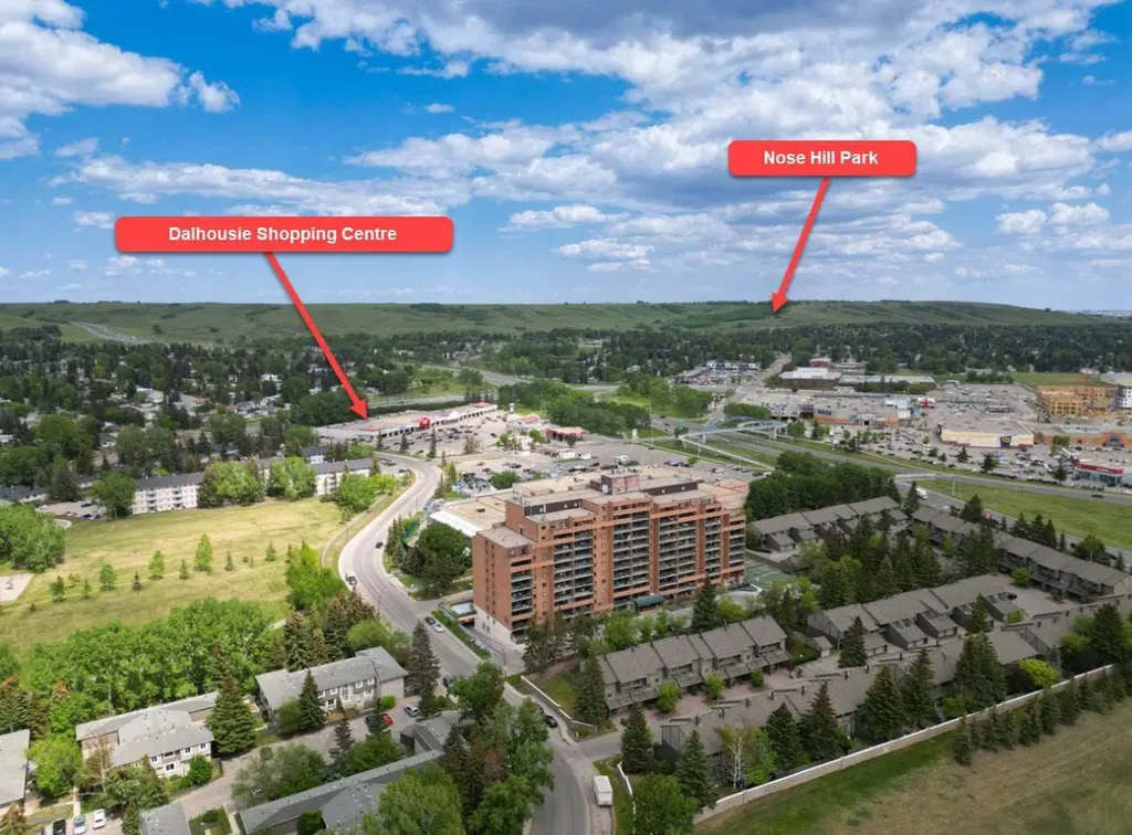 5204 Dalton Drive NW Calgary AB T3A 3H1