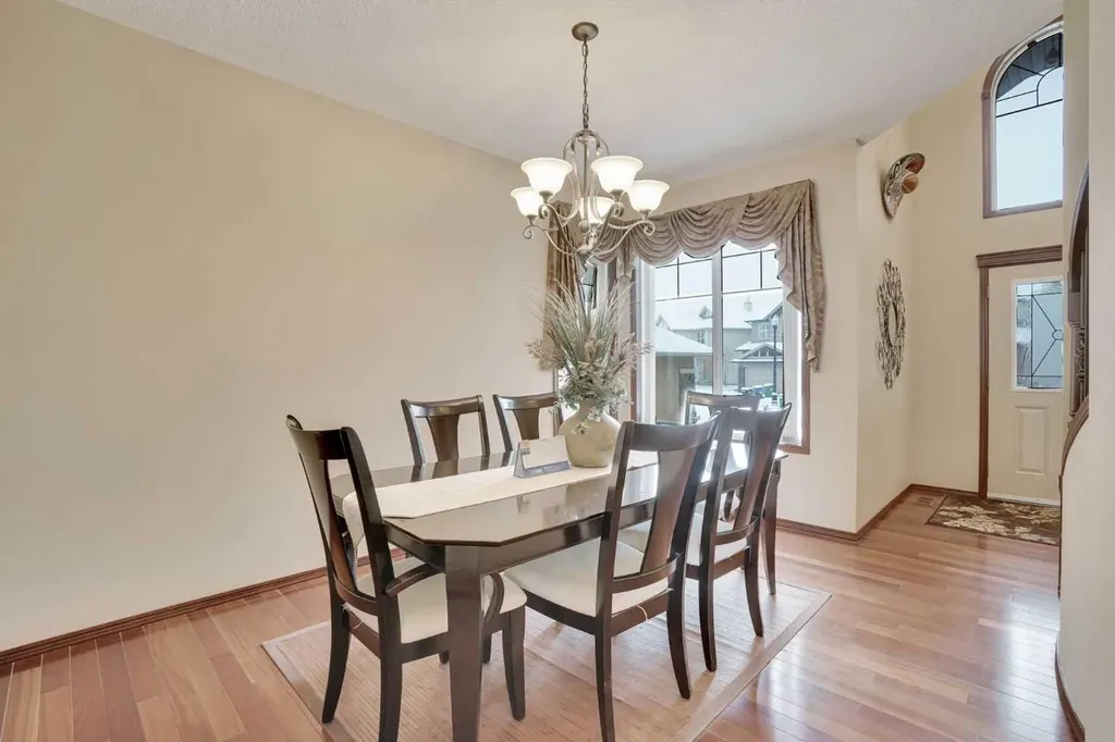 160 Tremblant Way SW Calgary AB T3H 0B8
